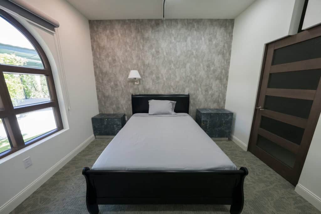 Private Bedroom Corbett Full Bed